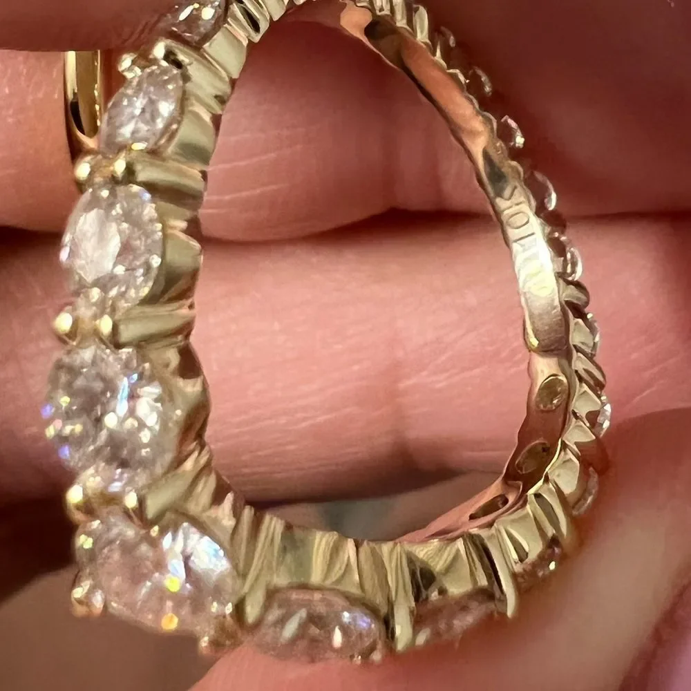 Chevron V shape sparkling 2ct tw stone wedding band!